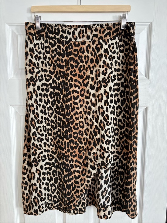 Ganni Dresses & Skirts - Ganni Silk Leopard Print Cutout Midi Skirt, Size 42/US 10